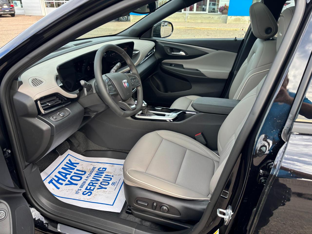 2025 Buick Envista 2025 Buick Envista Avenir AWD Photo