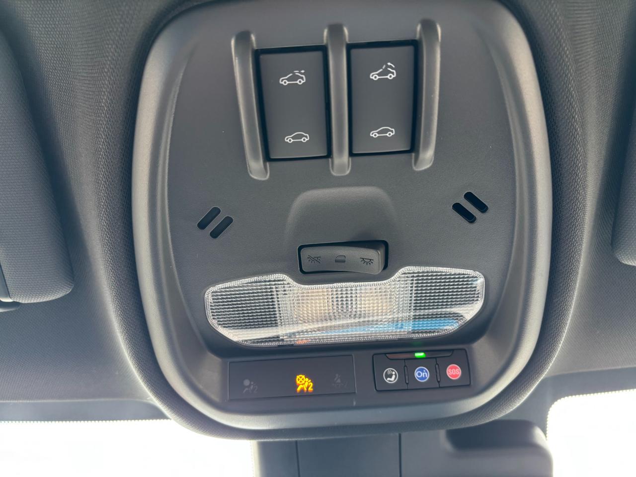 2025 Buick Envista 2025 Buick Envista Avenir AWD Photo