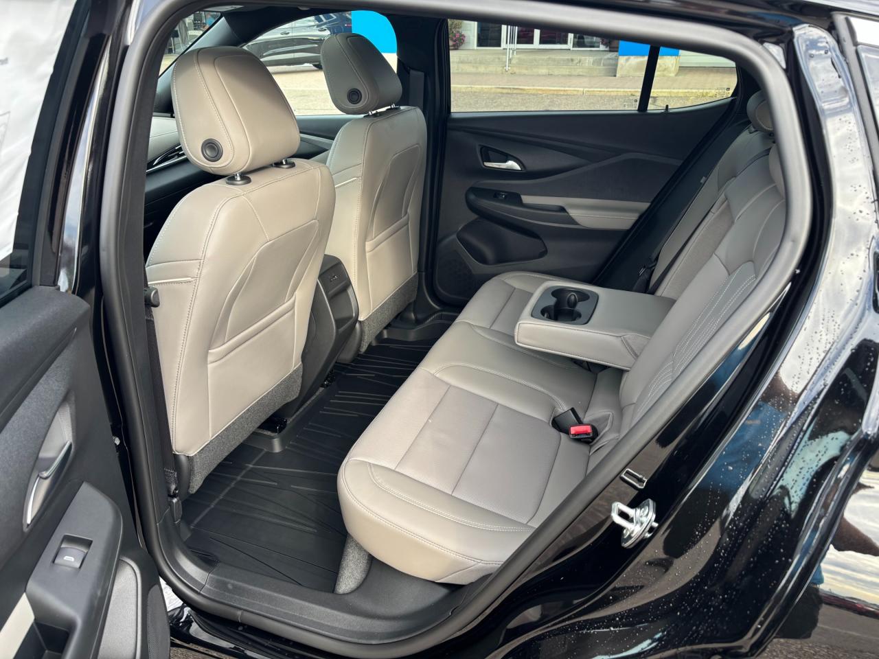 2025 Buick Envista 2025 Buick Envista Avenir AWD Photo