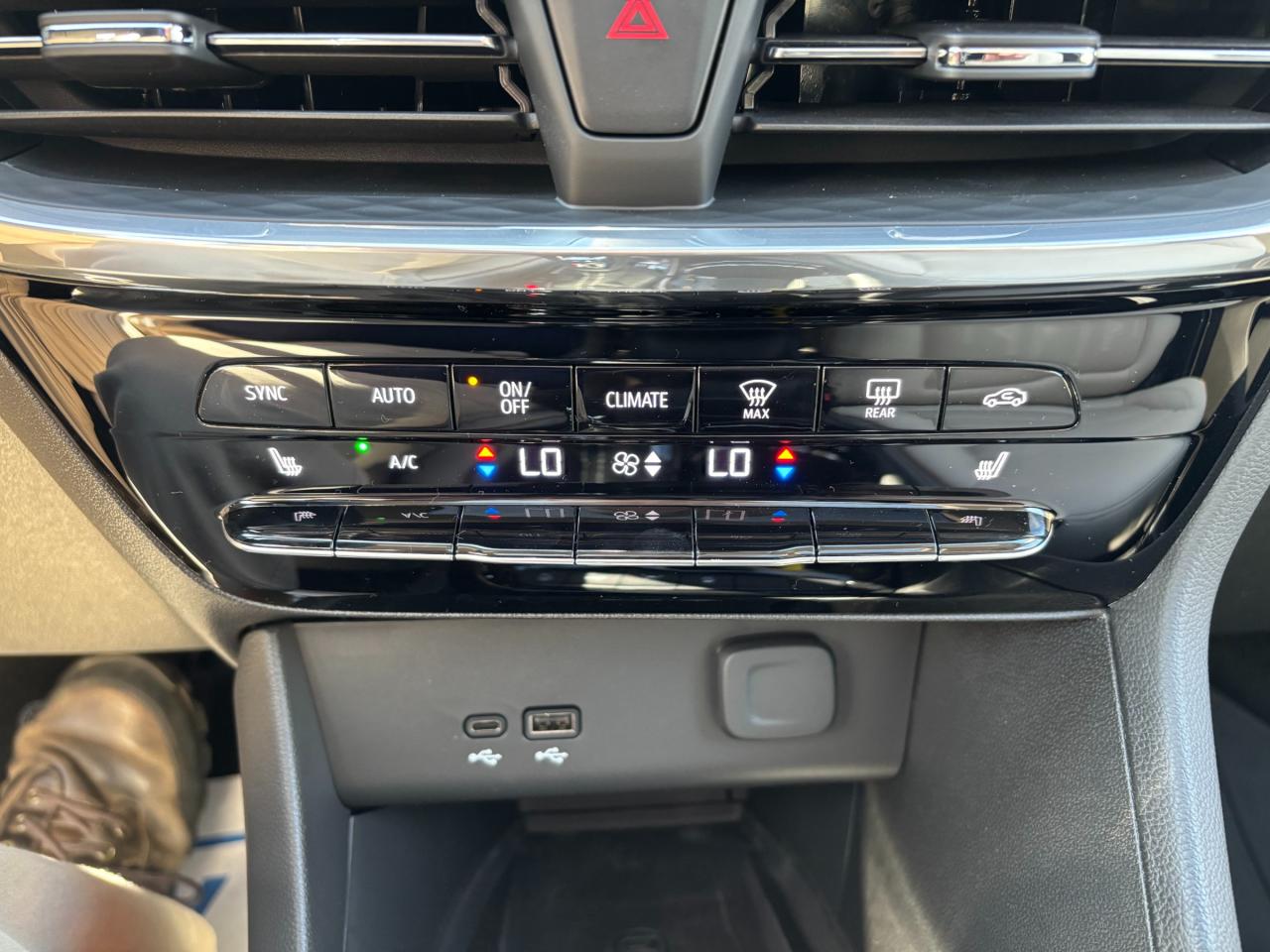 2026 Buick Encore GX 2026 Buick Encore GX Avenir AWD Photo