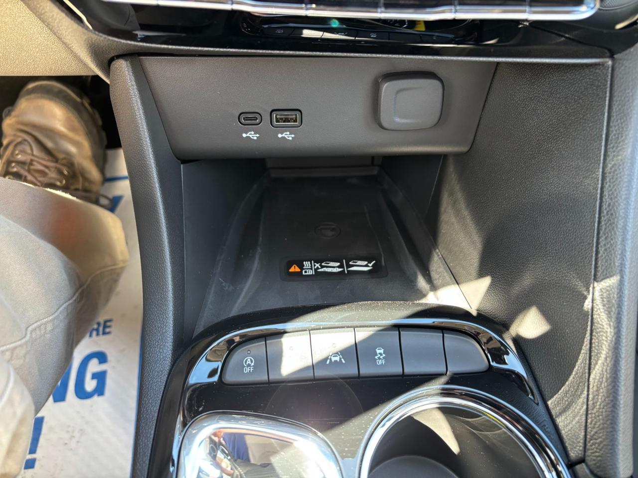 2026 Buick Encore GX 2026 Buick Encore GX Avenir AWD Photo