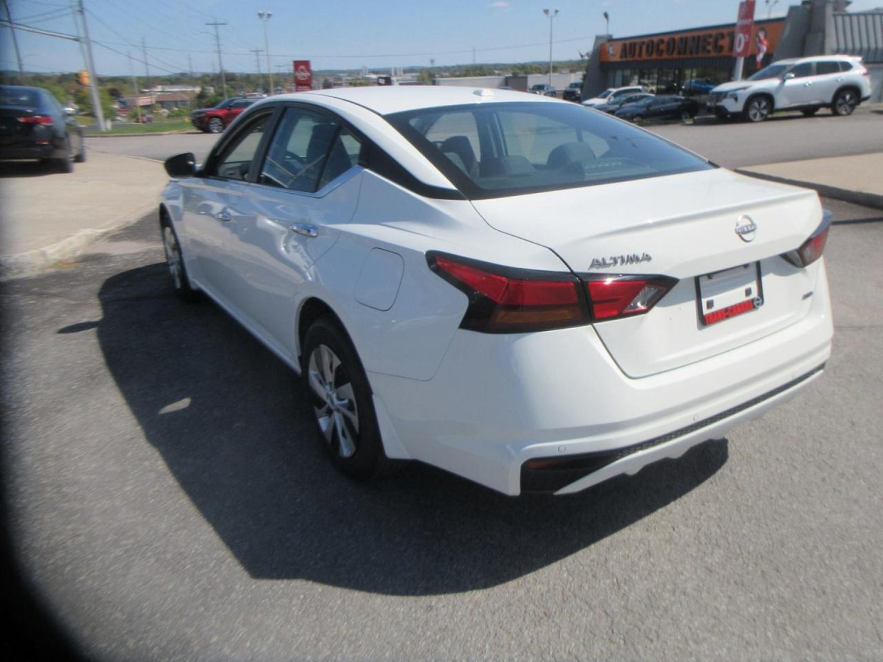 2024 Nissan Altima S Photo2