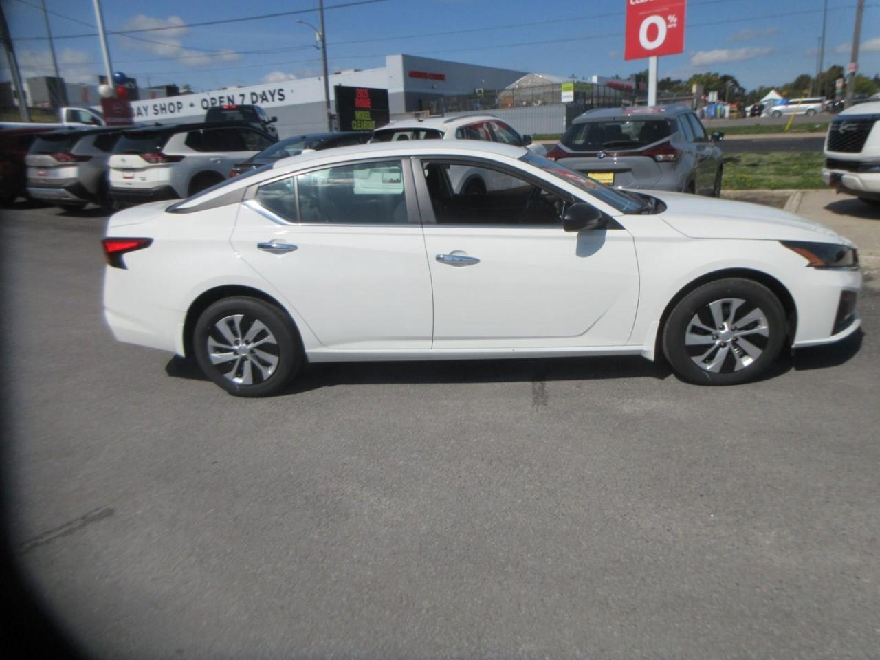 2024 Nissan Altima S Photo