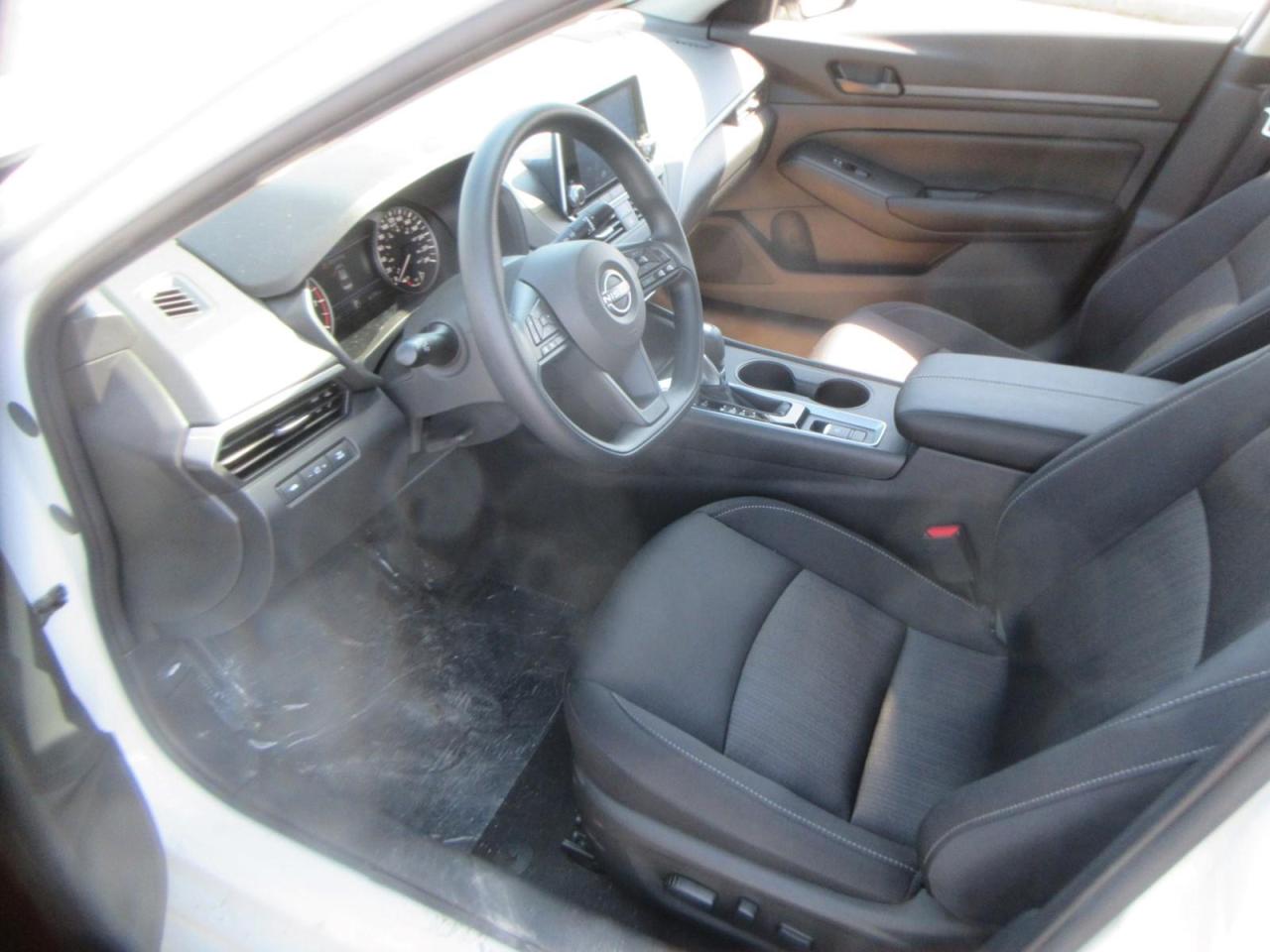 2024 Nissan Altima S Photo