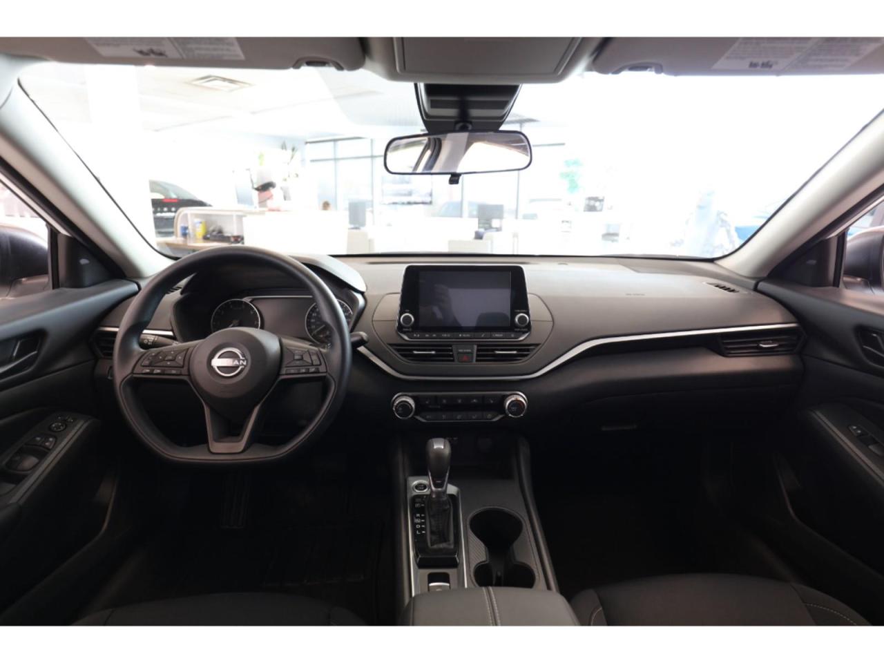 2024 Nissan Altima S Photo