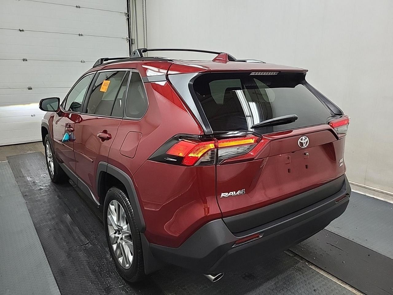 2025 Toyota RAV4 XLE - Photo #5