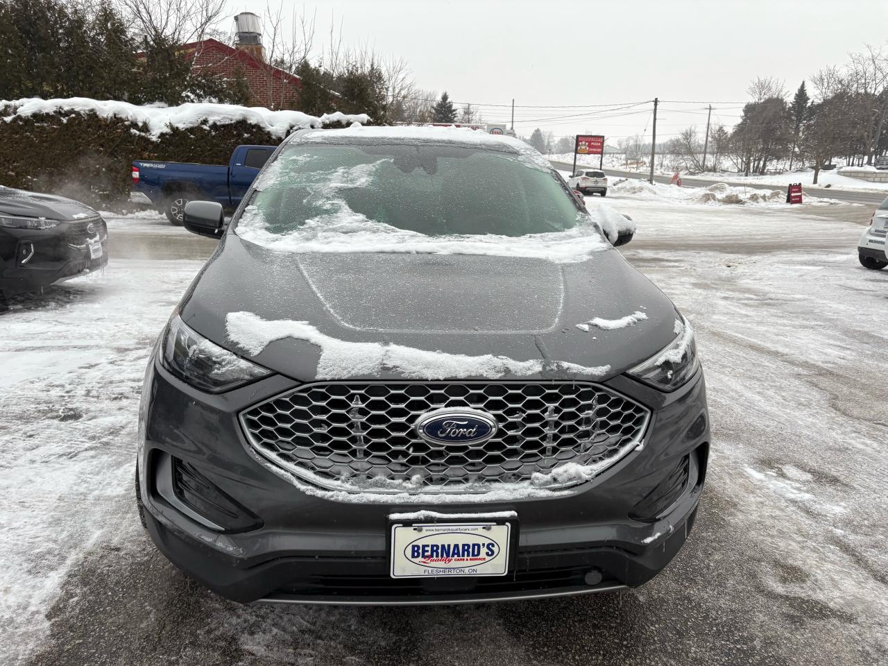 2023 Ford Edge SEL Photo