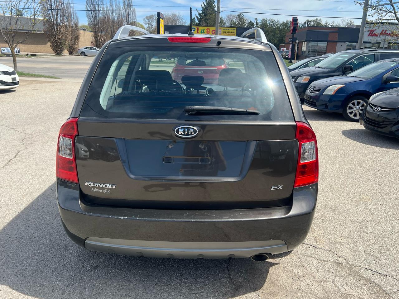 2012 Kia Rondo EX - Photo #5