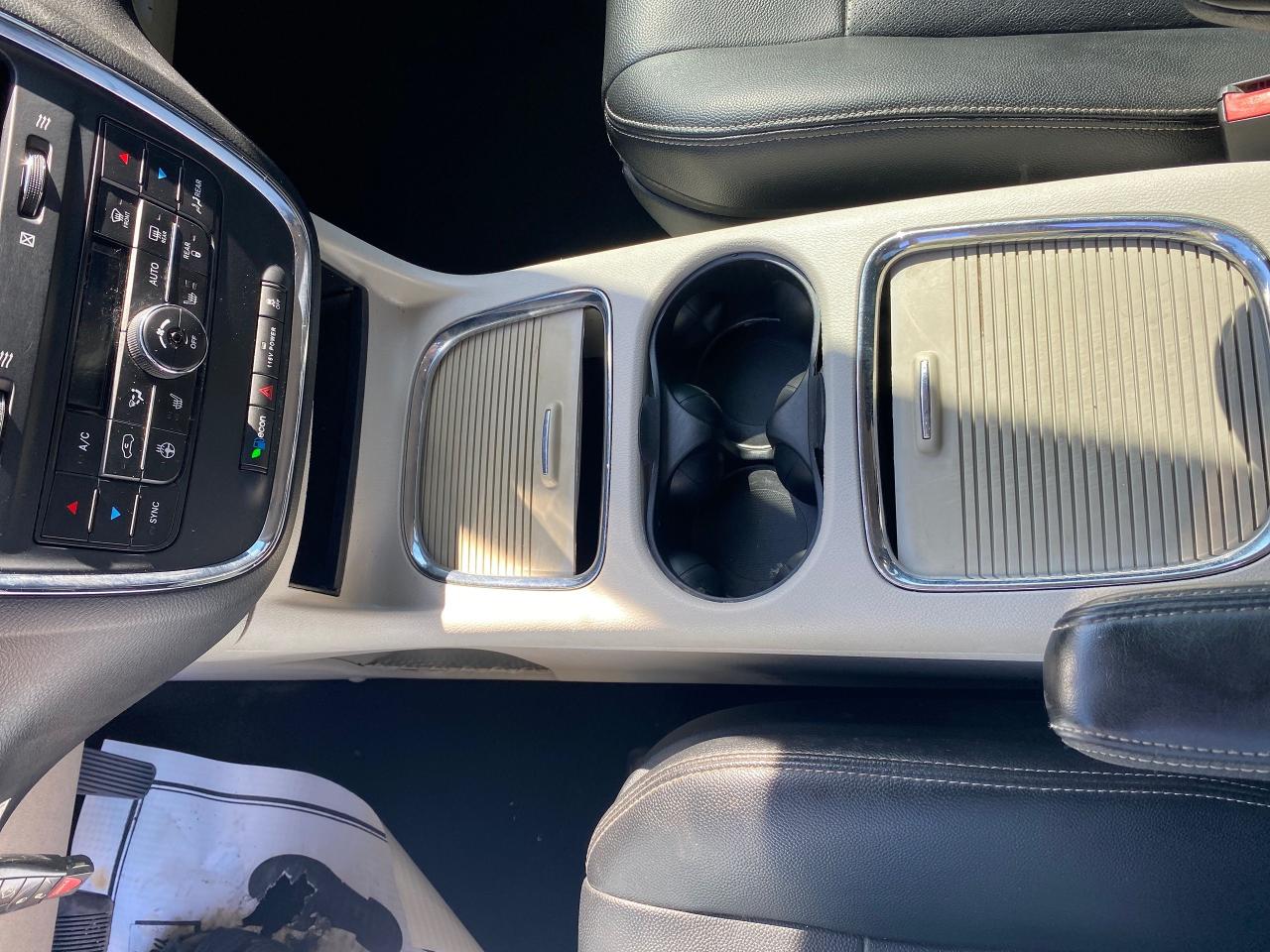 2017 Dodge Grand Caravan Crew Plus - Photo #15