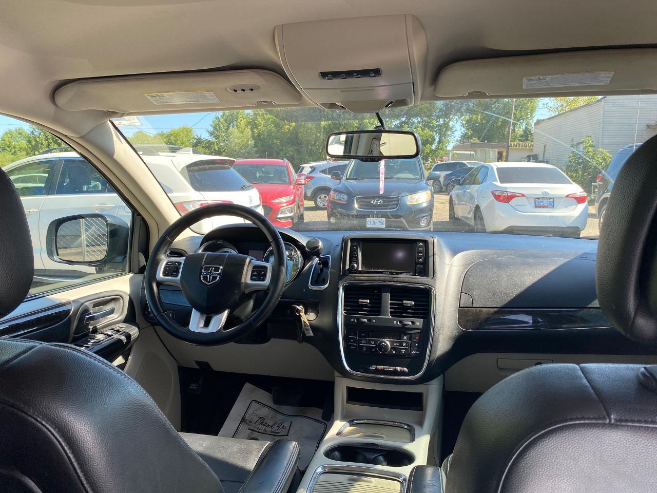 2017 Dodge Grand Caravan Crew Plus - Photo #20