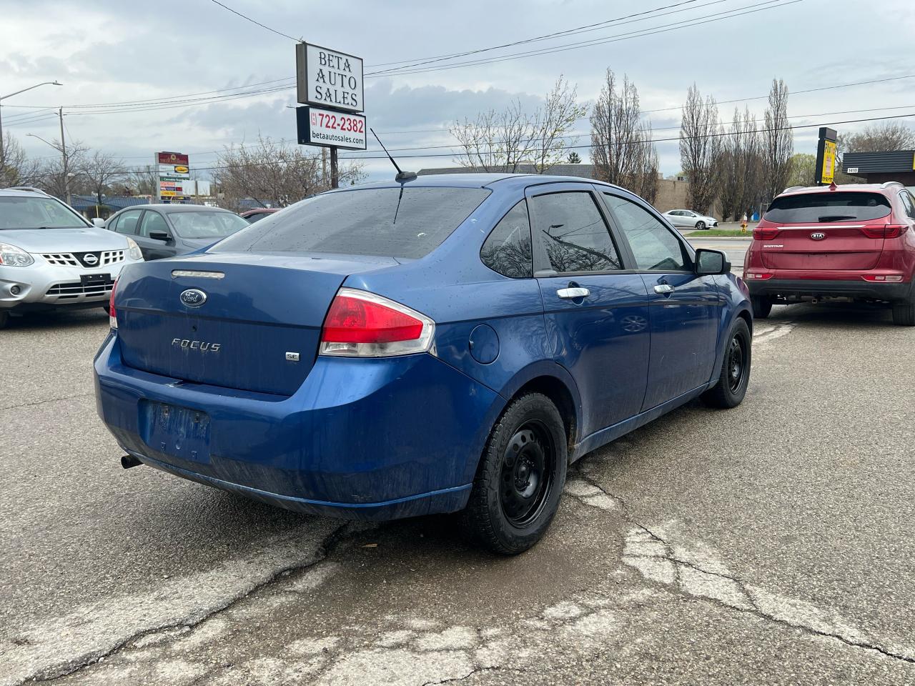 2009 Ford Focus 4DR SDN SE - Photo #6