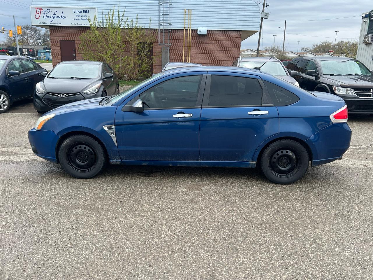 2009 Ford Focus 4DR SDN SE - Photo #3