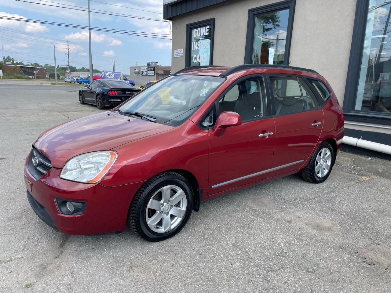 Used 2008 Kia Rondo LX for sale in Guelph, ON