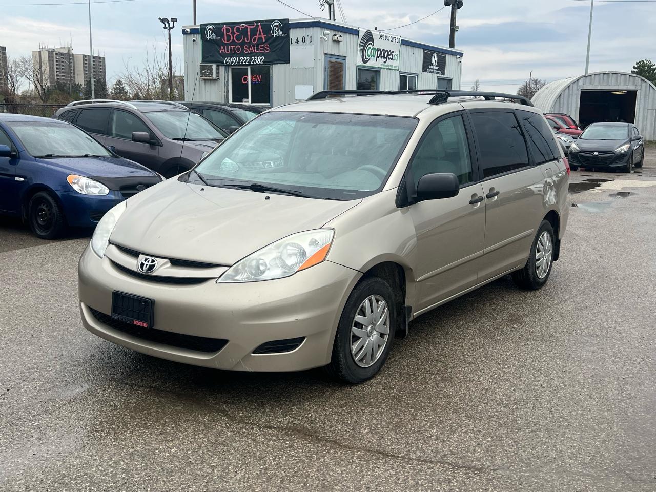 Used 2010 Toyota Sienna CE for sale in Kitchener, ON