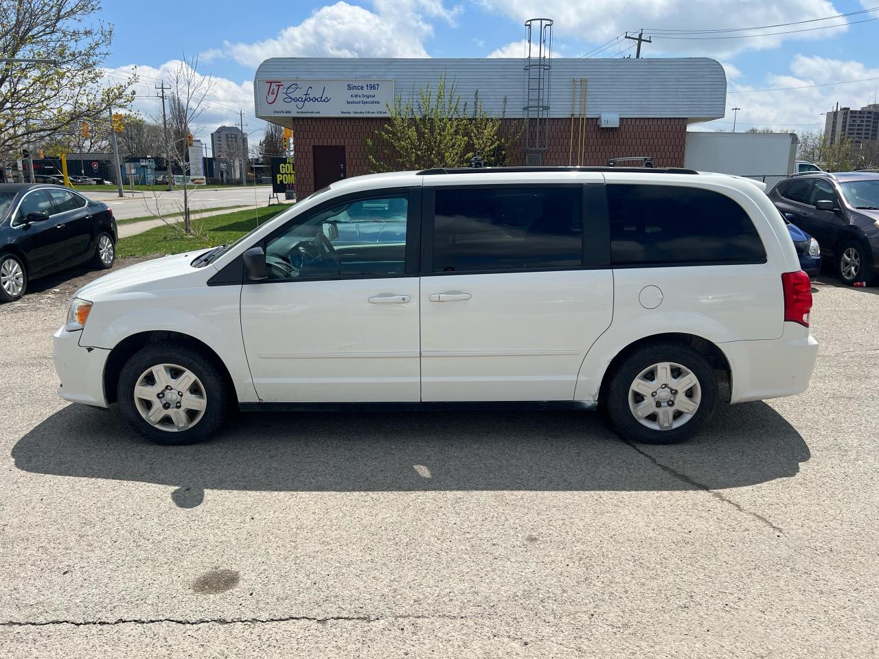 2011 Dodge Grand Caravan 4dr Wgn SXT - Photo #3
