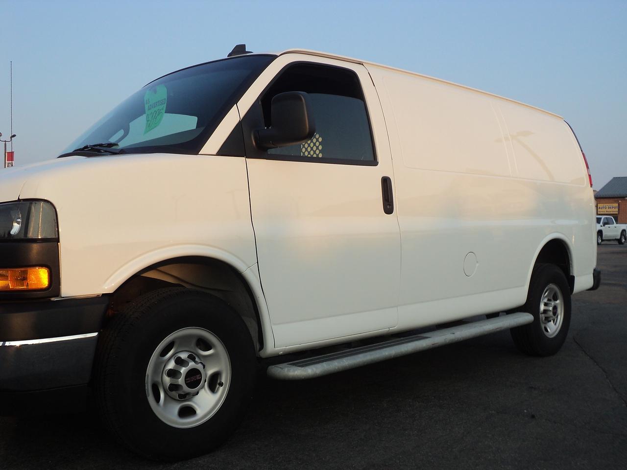 2023 GMC Savana Cargo Van 2500 RWD 4.3L6cylGas 135"WB BackUpCam Photo
