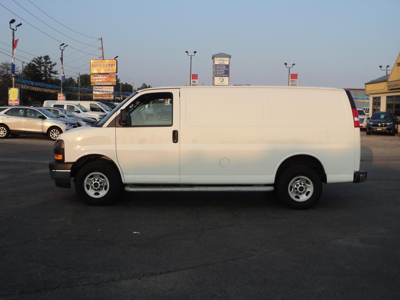 2023 GMC Savana Cargo Van 2500 RWD 4.3L6cylGas 135"WB BackUpCam Photo4