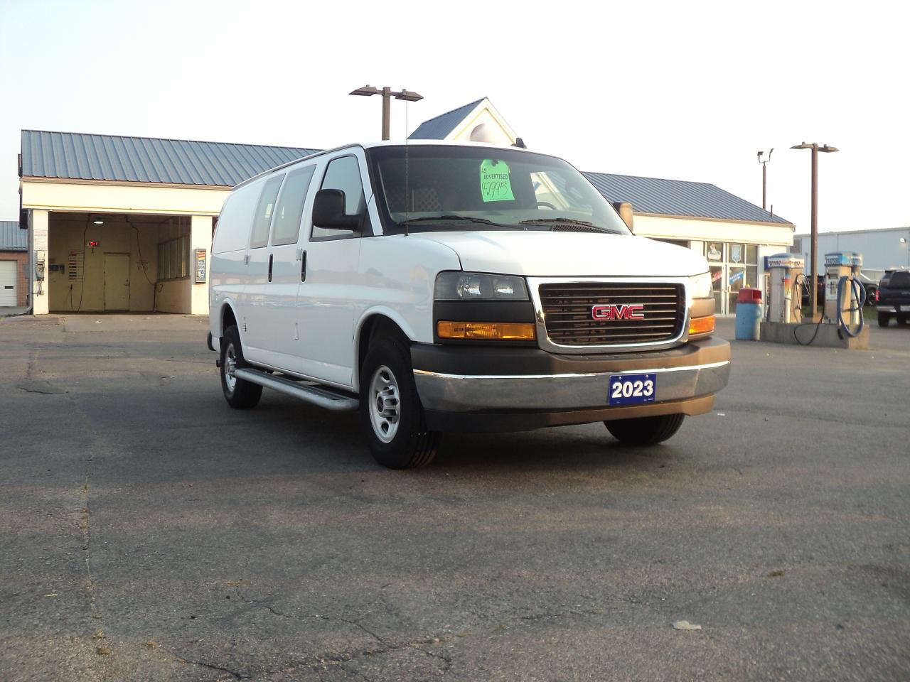 2023 GMC Savana Cargo Van 2500 RWD 4.3L6cylGas 135"WB BackUpCam Photo2