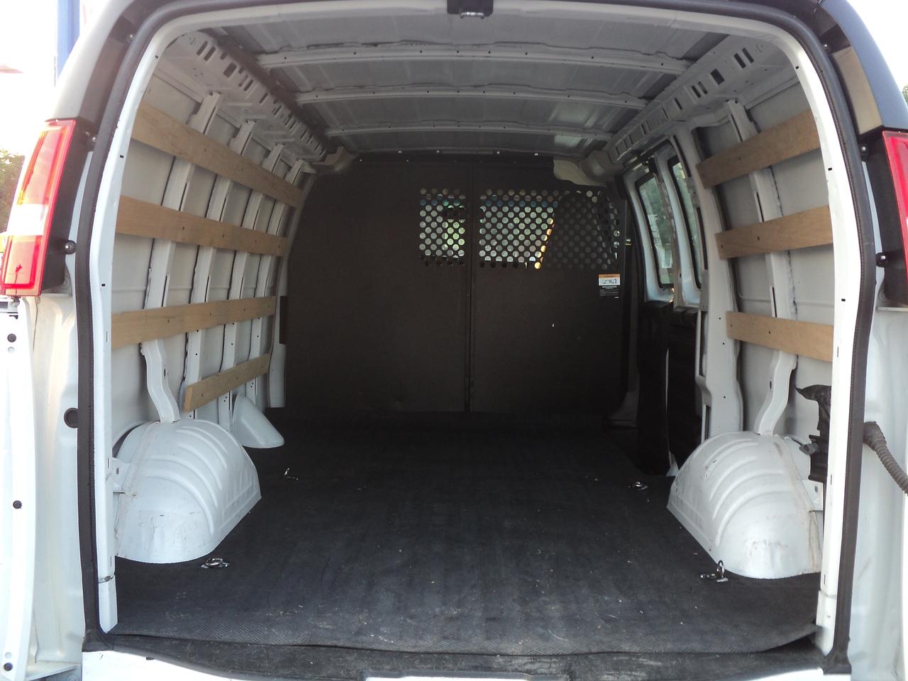 2023 GMC Savana Cargo Van 2500 RWD 4.3L6cylGas 135"WB BackUpCam Photo