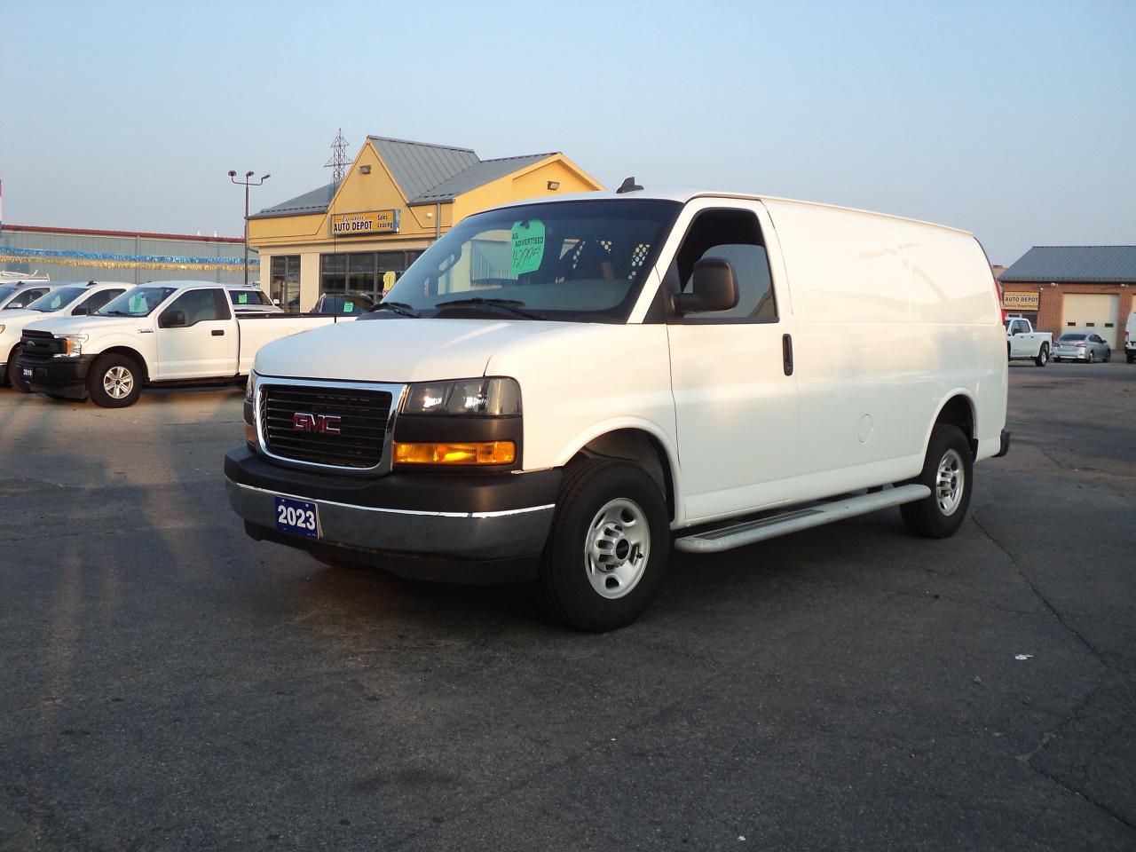 Used 2023 GMC Savana Cargo Van 2500 RWD 4.3L6cylGas 135