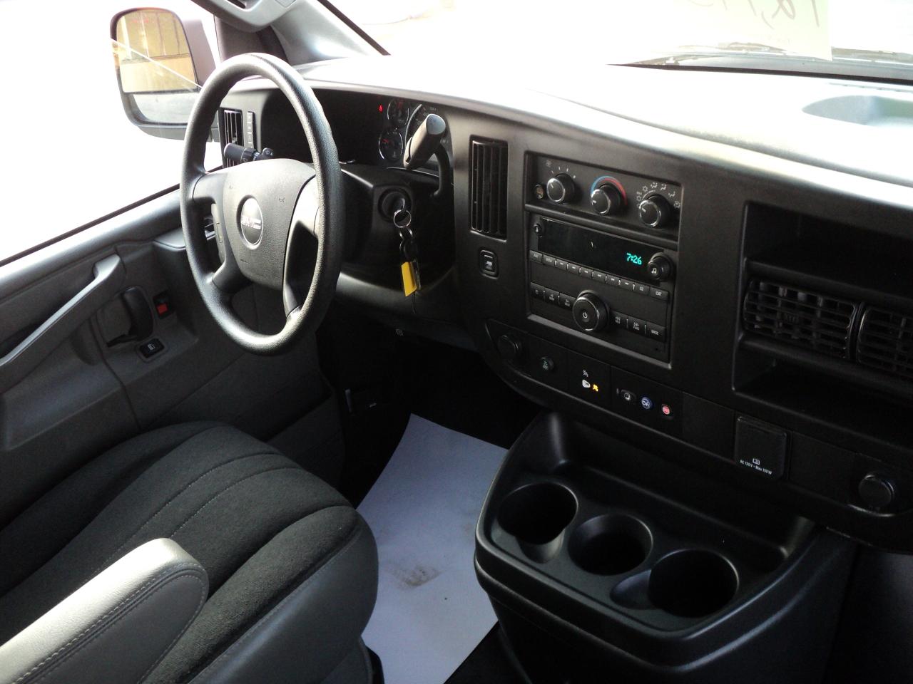 2023 GMC Savana Cargo Van 2500 RWD 4.3L6cylGas 135"WB BackUpCam - Photo #13