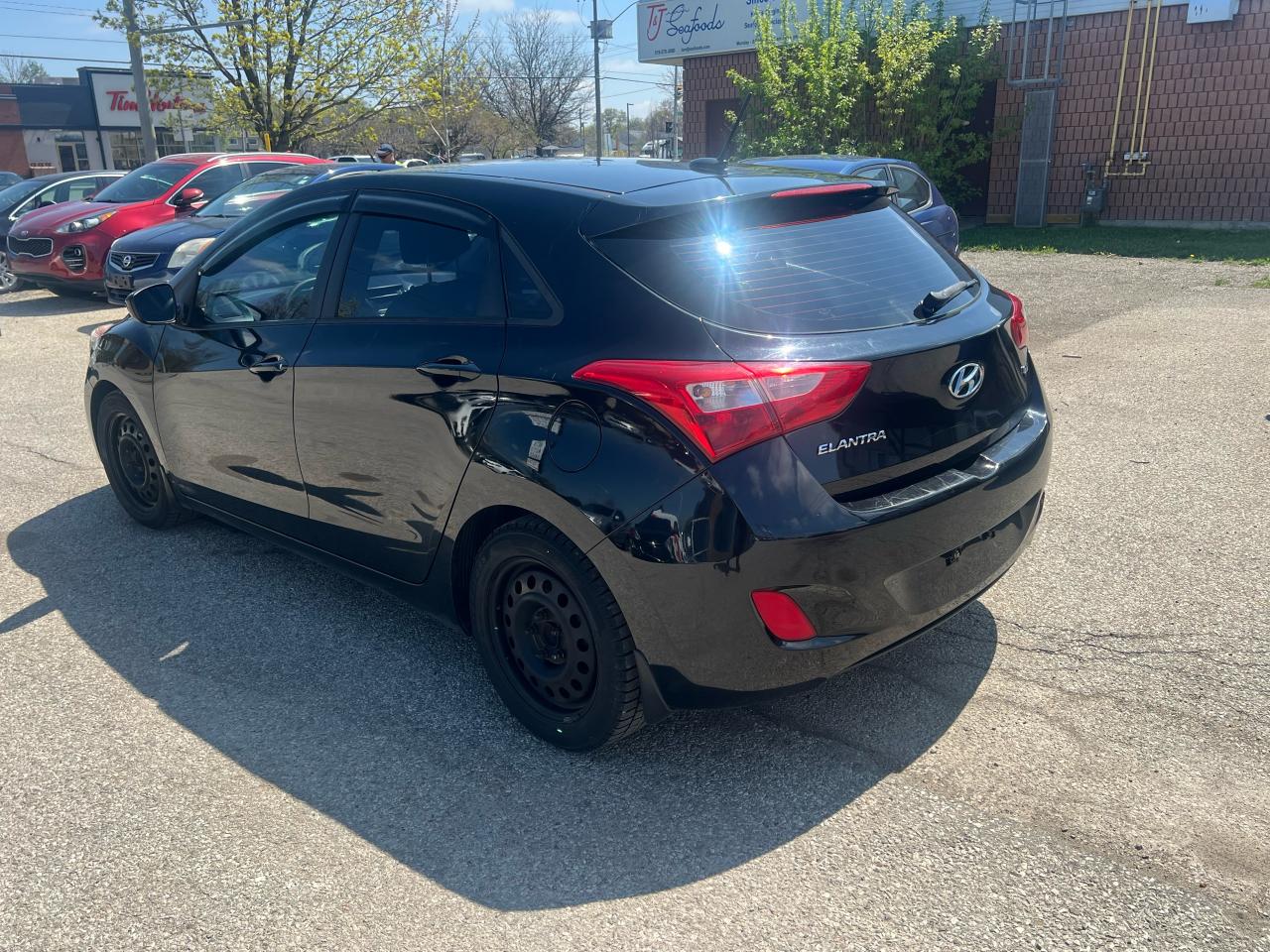 2015 Hyundai Elantra GT 5dr HB Auto GL - Photo #6