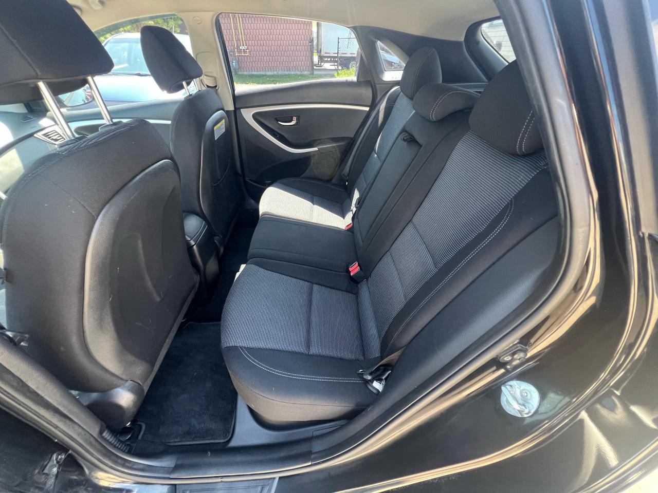 2015 Hyundai Elantra GT 5dr HB Auto GL - Photo #14