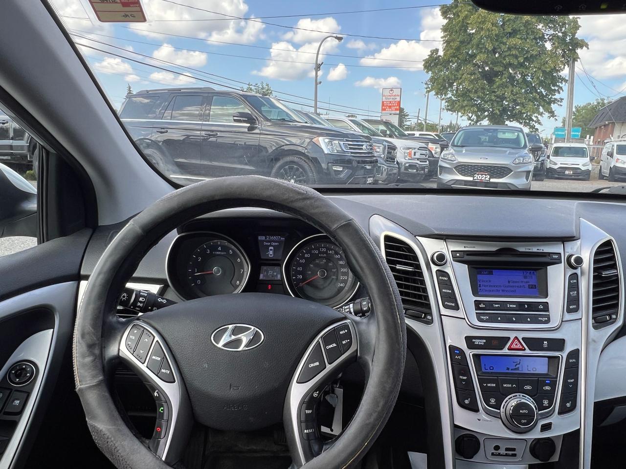2014 Hyundai Elantra GT 5dr HB Auto SE - Photo #11