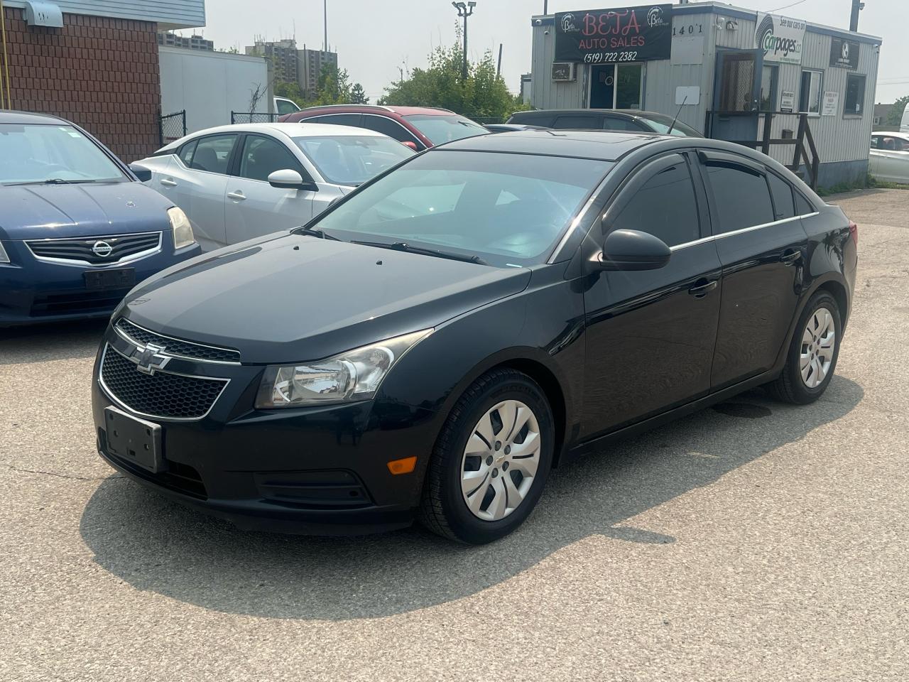 2014 Chevrolet Cruze 4dr Sdn 1LT - Photo #2