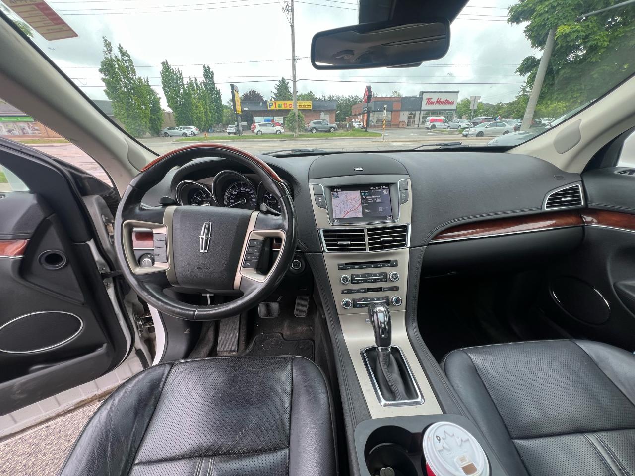 2011 Lincoln MKT 4DR WGN 3.5L AWD - Photo #12