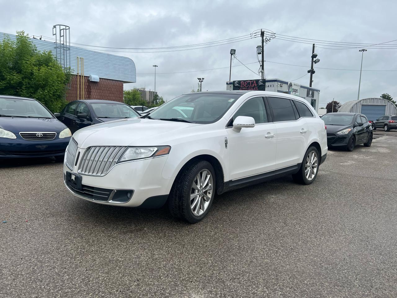 Used 2011 Lincoln MKT 4DR WGN 3.5L AWD for sale in Kitchener, ON