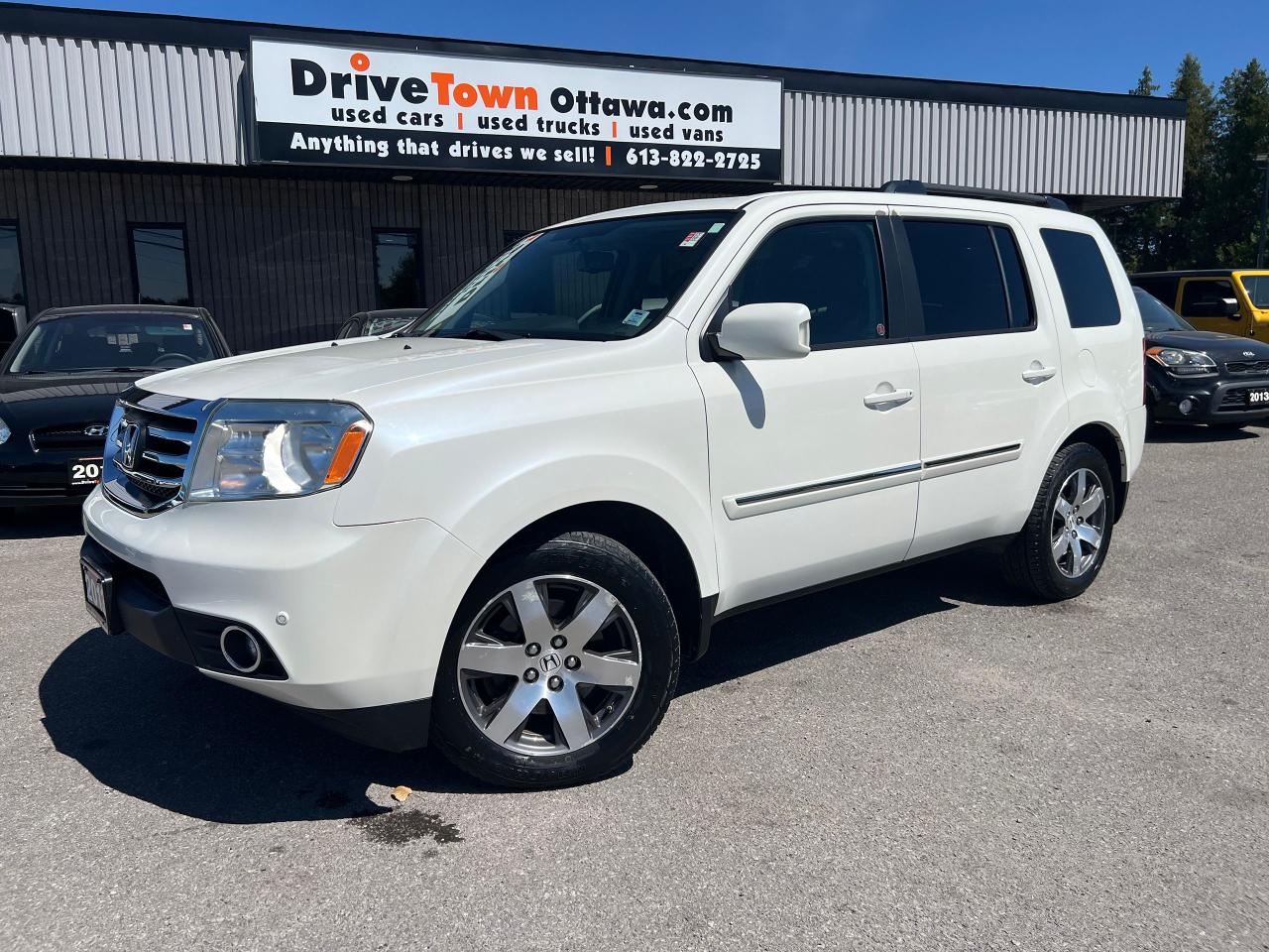 Used 2013 Honda Pilot 4WD 4dr Touring for sale in Ottawa, ON