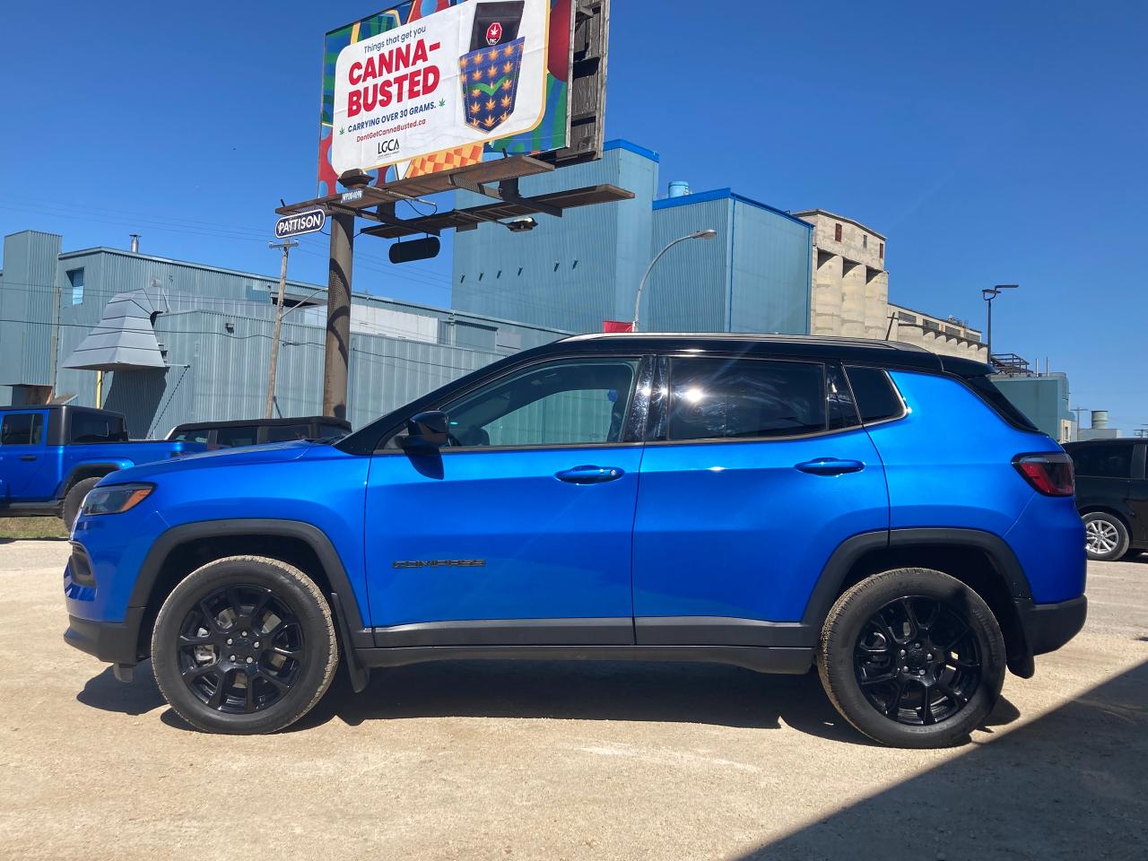 2024 Jeep Compass Altitude -* Save $10,000* - Photo #4