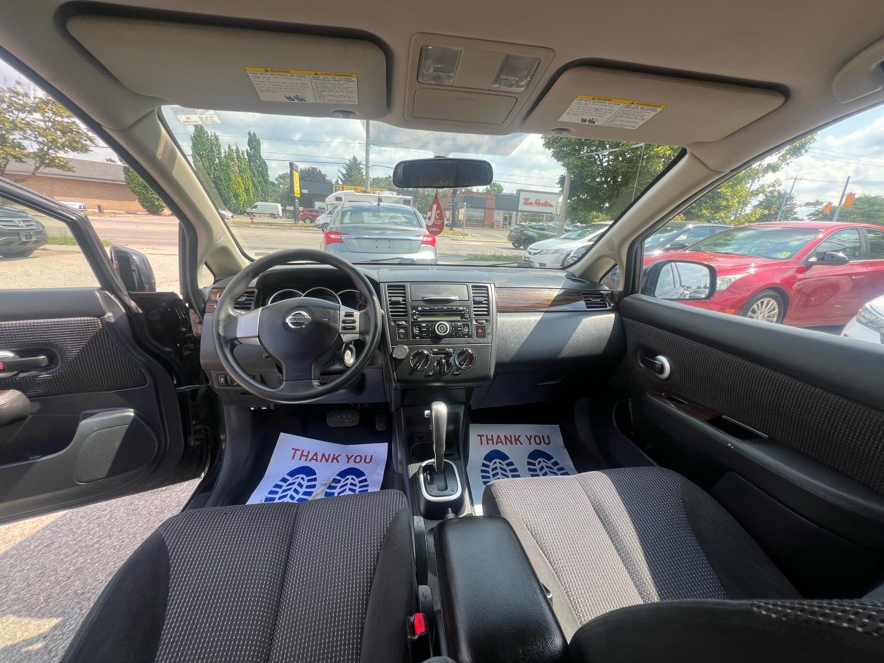 2011 Nissan Versa 5dr HB I4 CVT 1.8 SL - Photo #18