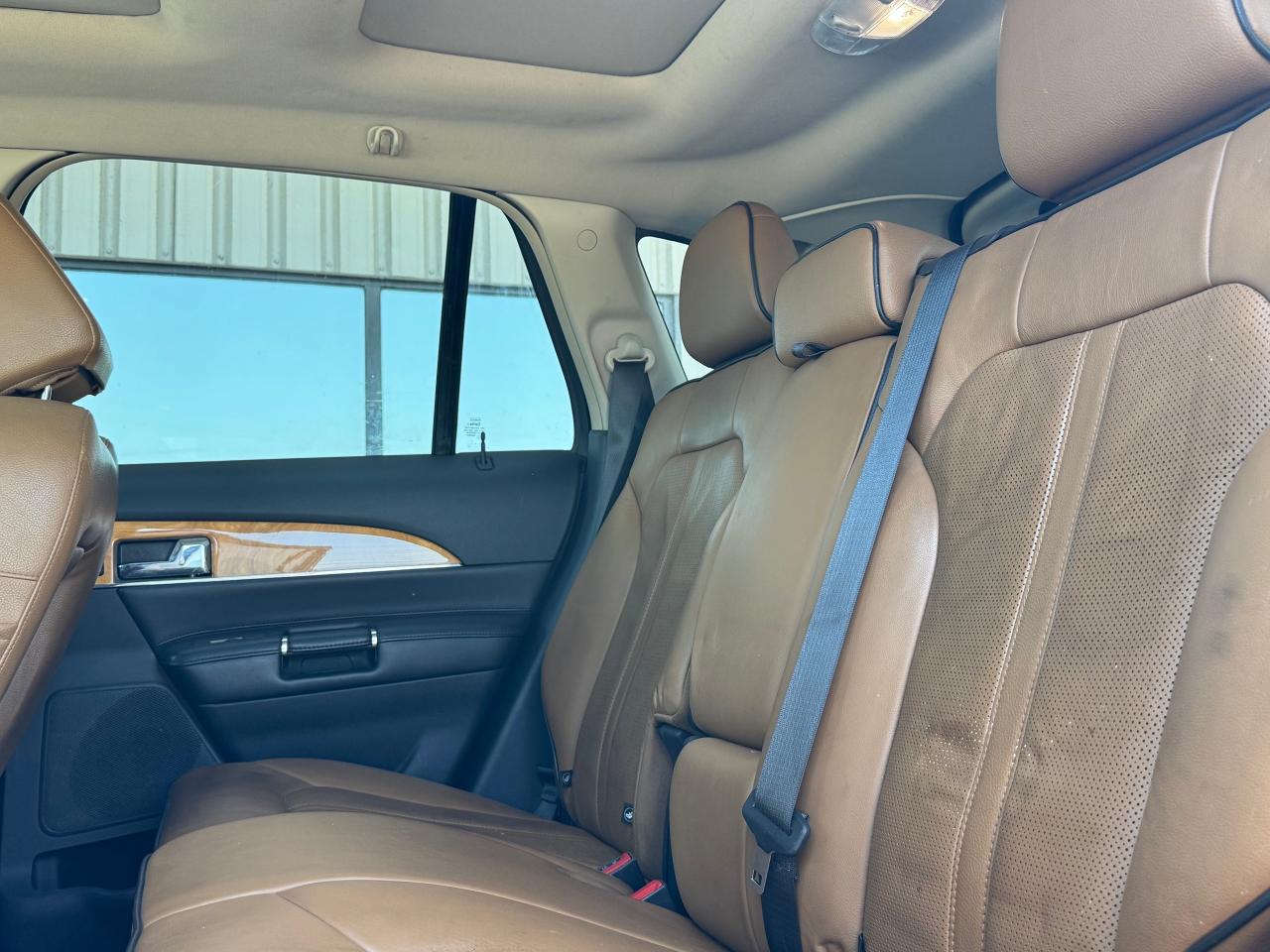 2015 Lincoln MKX AWD **DEALER SERVICED** - Photo #29