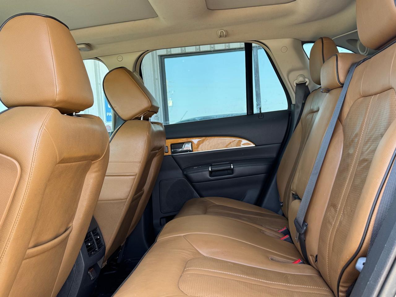 2015 Lincoln MKX AWD **DEALER SERVICED** - Photo #28