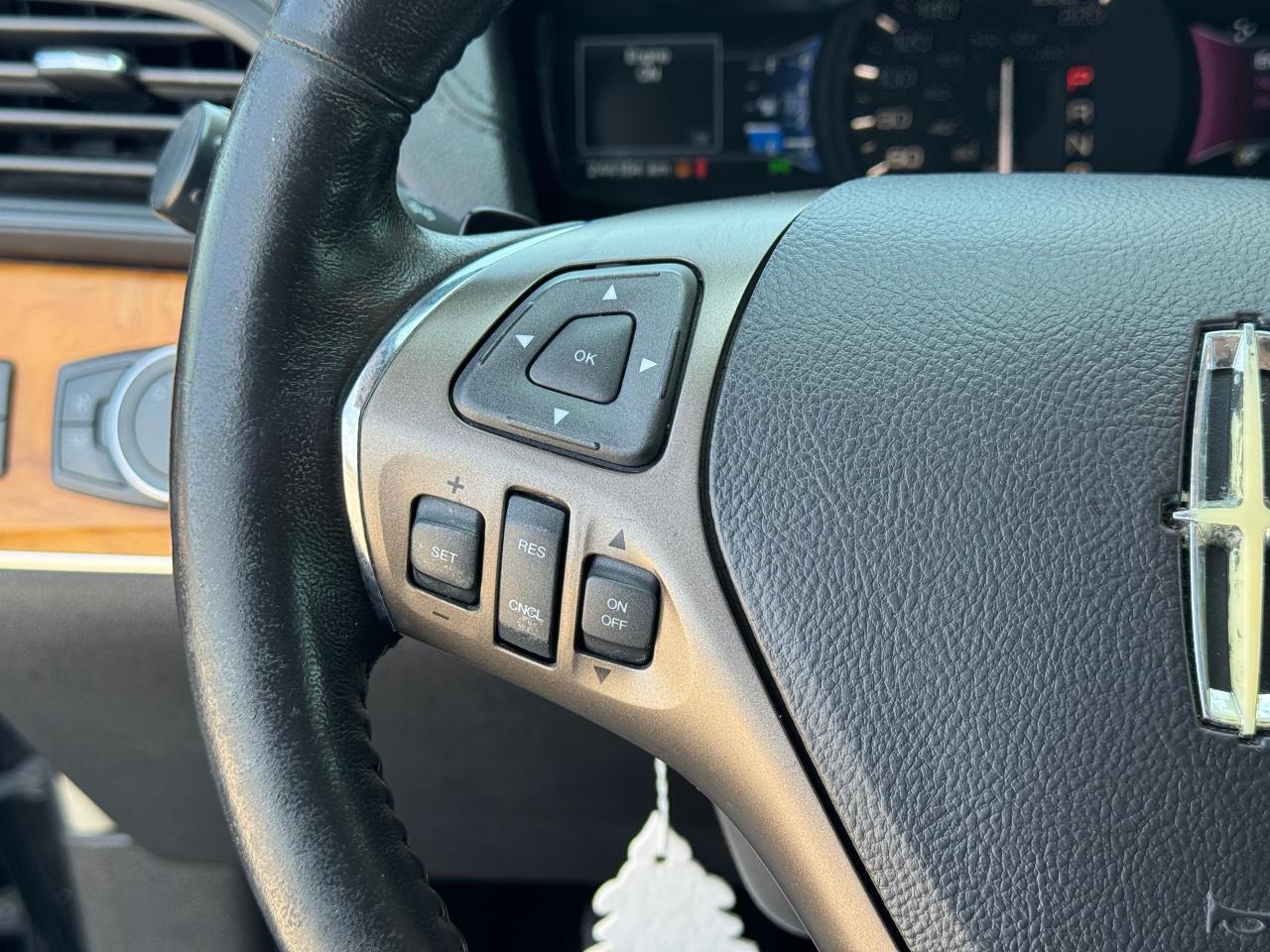 2015 Lincoln MKX AWD **DEALER SERVICED** - Photo #20
