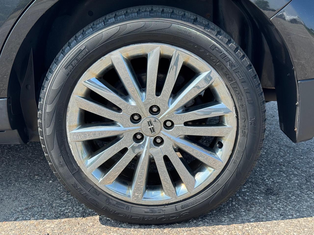 2015 Lincoln MKX AWD **DEALER SERVICED** - Photo #15