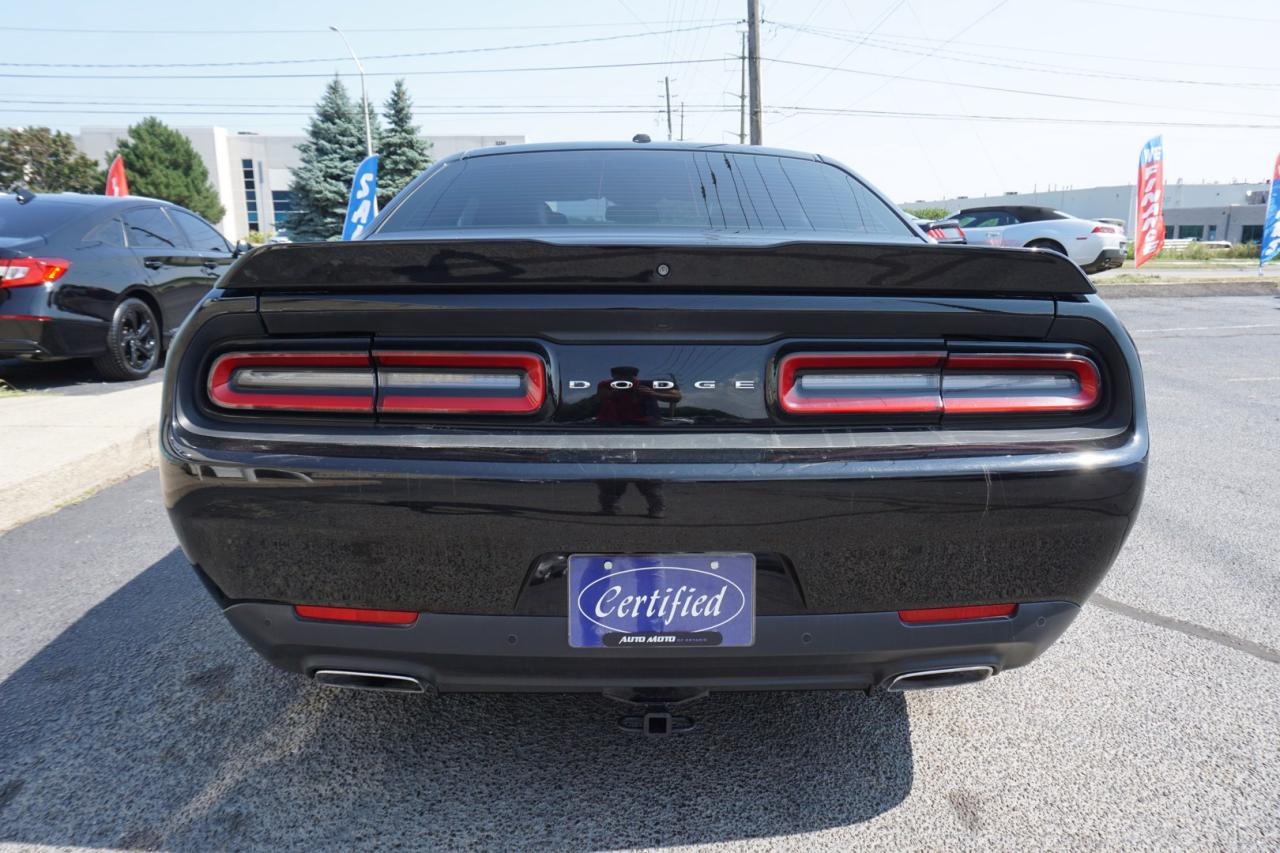 2015 Dodge Challenger SXT PLUS CERTIFIED *ACCIDENT FREE*DODGE MAINTAIN* CAMERA NAV BLUETOOTH LEATHER HEATED SEATS SUNROOF CRUISE ALLOYS - Photo #5