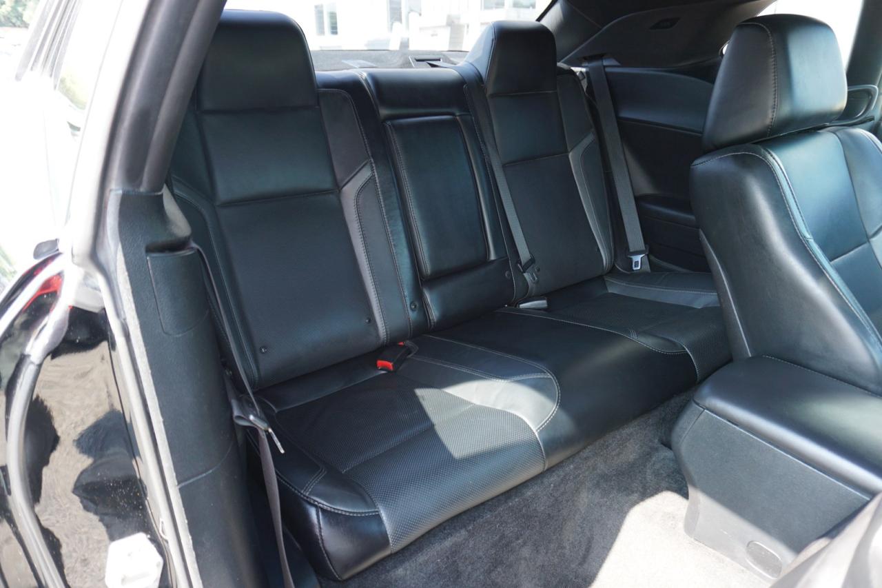 2015 Dodge Challenger SXT PLUS CERTIFIED *ACCIDENT FREE*DODGE MAINTAIN* CAMERA NAV BLUETOOTH LEATHER HEATED SEATS SUNROOF CRUISE ALLOYS - Photo #15