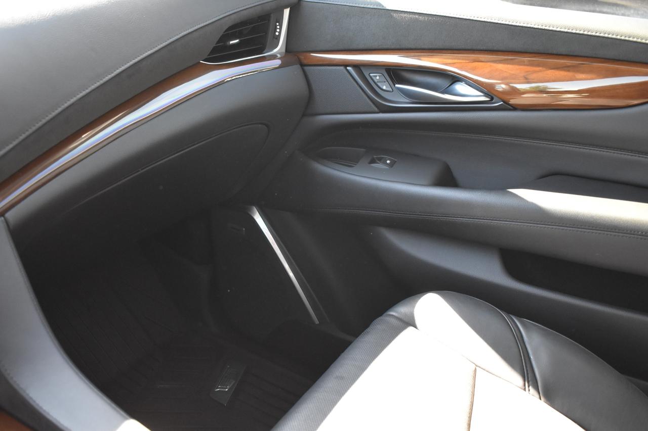 2020 Cadillac Escalade LUXURY - Photo #22