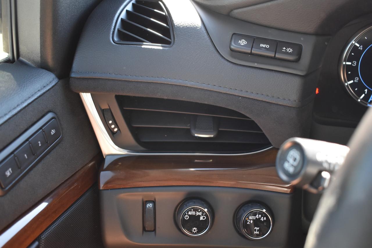 2020 Cadillac Escalade LUXURY - Photo #17