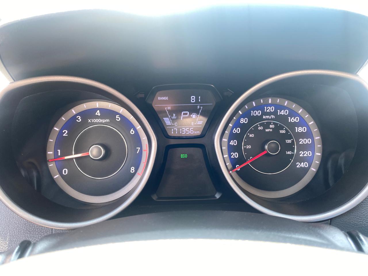 2015 Hyundai Elantra NO Accidents/GLS/Automatic/Backup Camera/Sunroof - Photo #18