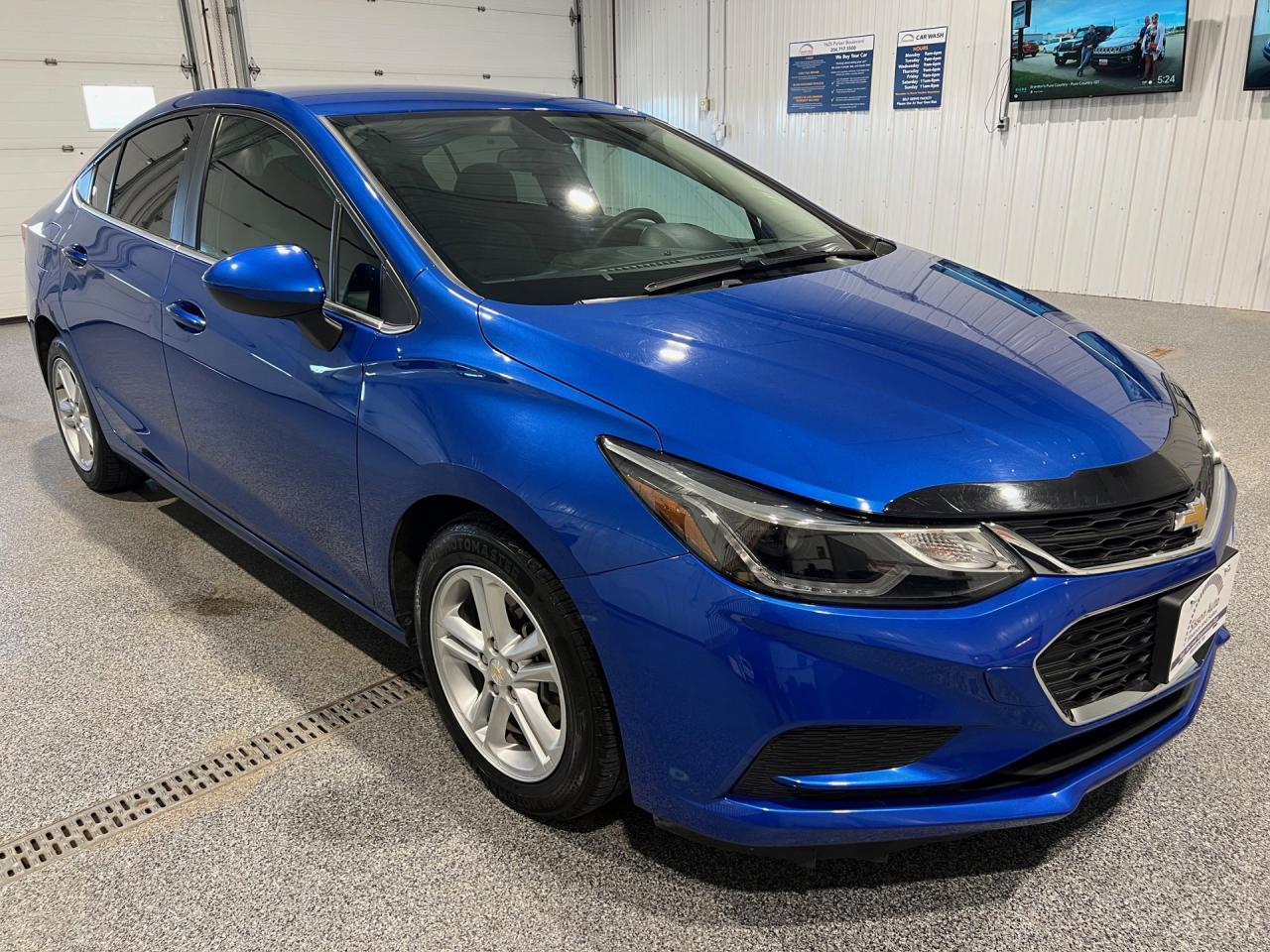 Used 2016 Chevrolet Cruze LT AUTO for sale in Brandon, MB