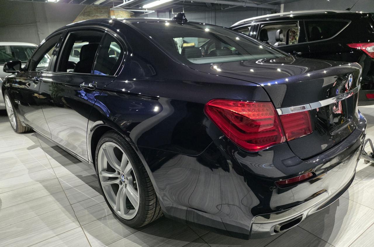 2012 BMW 7 Series 750 LI Xdrive Photo