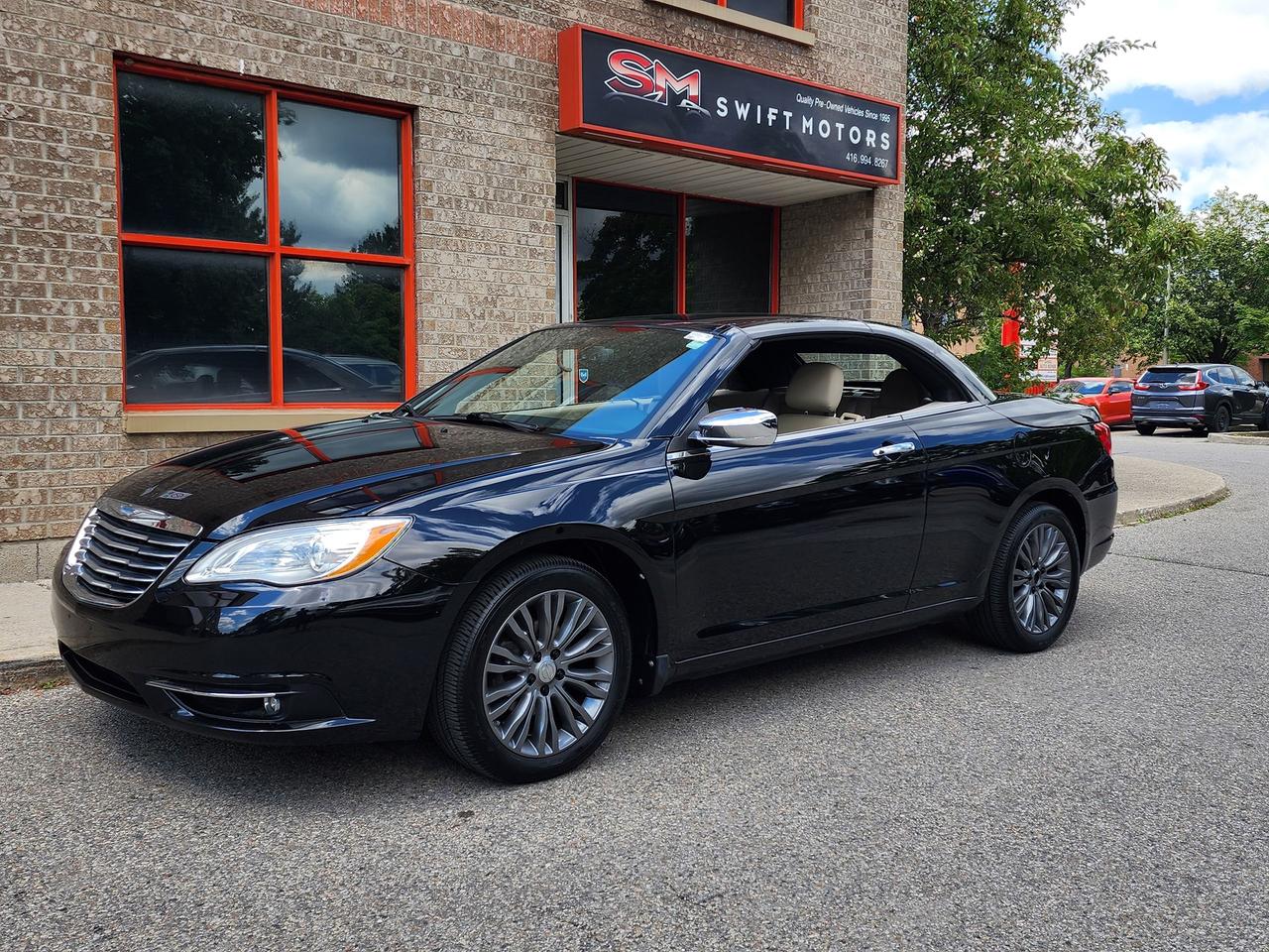 2011 Chrysler 200 Limited - Photo #1
