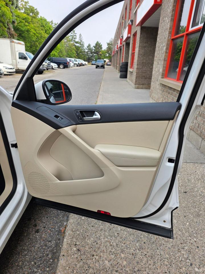 2011 Volkswagen Tiguan Highline - Photo #7