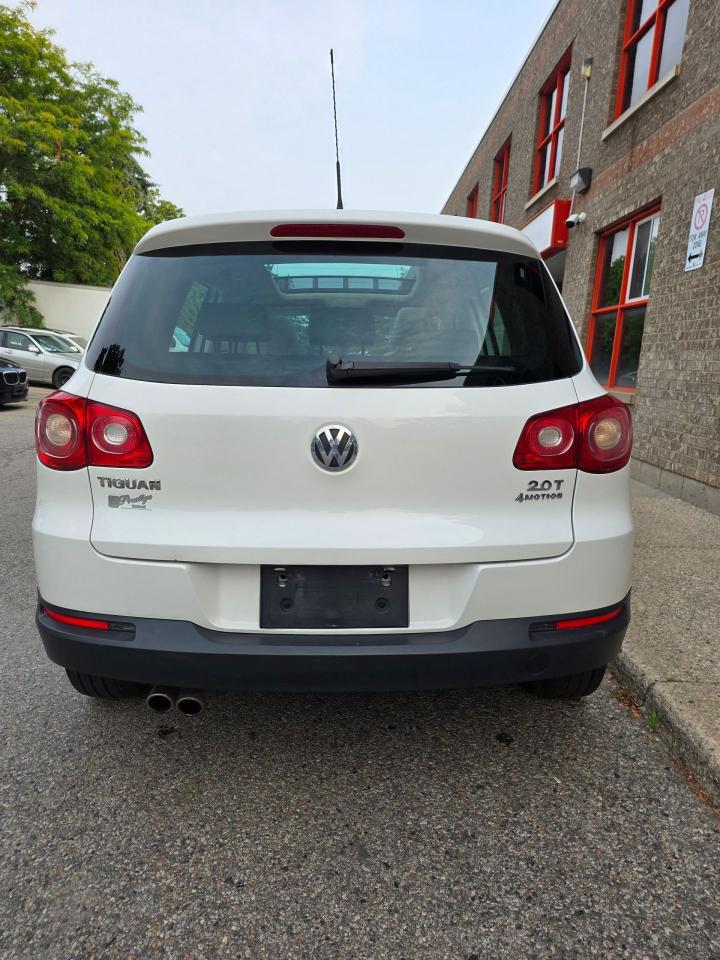 2011 Volkswagen Tiguan Highline - Photo #11