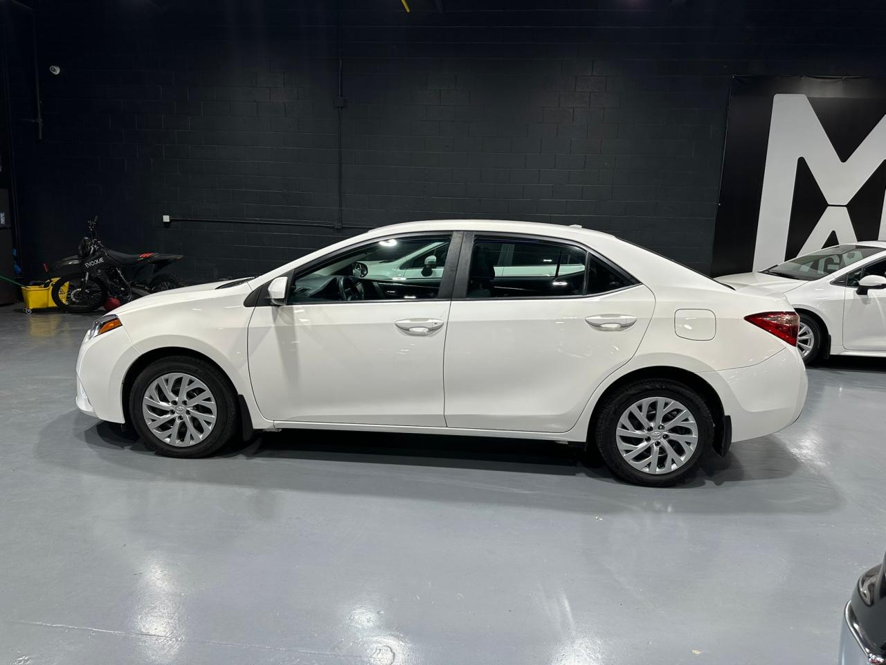 2016 Toyota Corolla CE - Photo #9