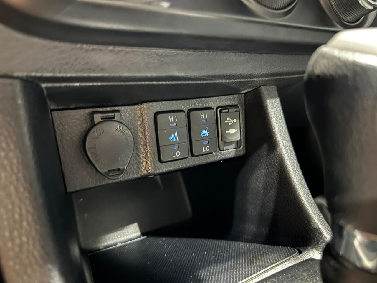 2016 Toyota Corolla CE - Photo #17